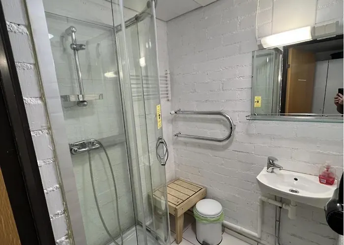 Office House Services 210 Gasthuis Helsinki